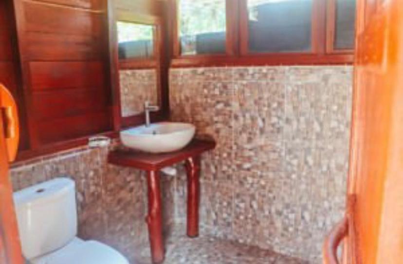 Mentawai Ebay Playground Surfcamp Villa Masokut Exteriör bild
